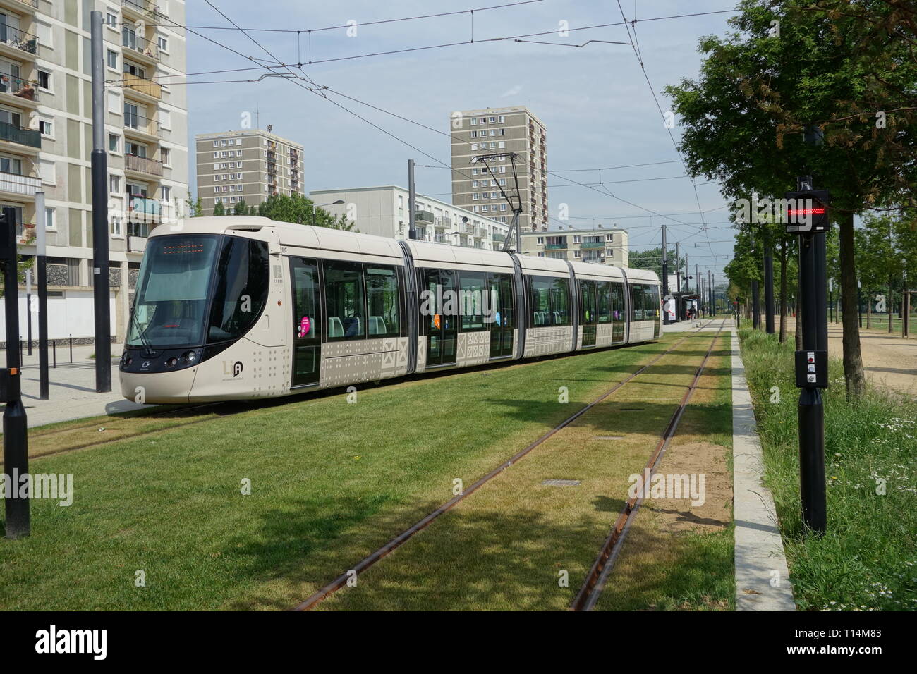 Le Havre, Tramway, Caucriville Stock Photo - Alamy