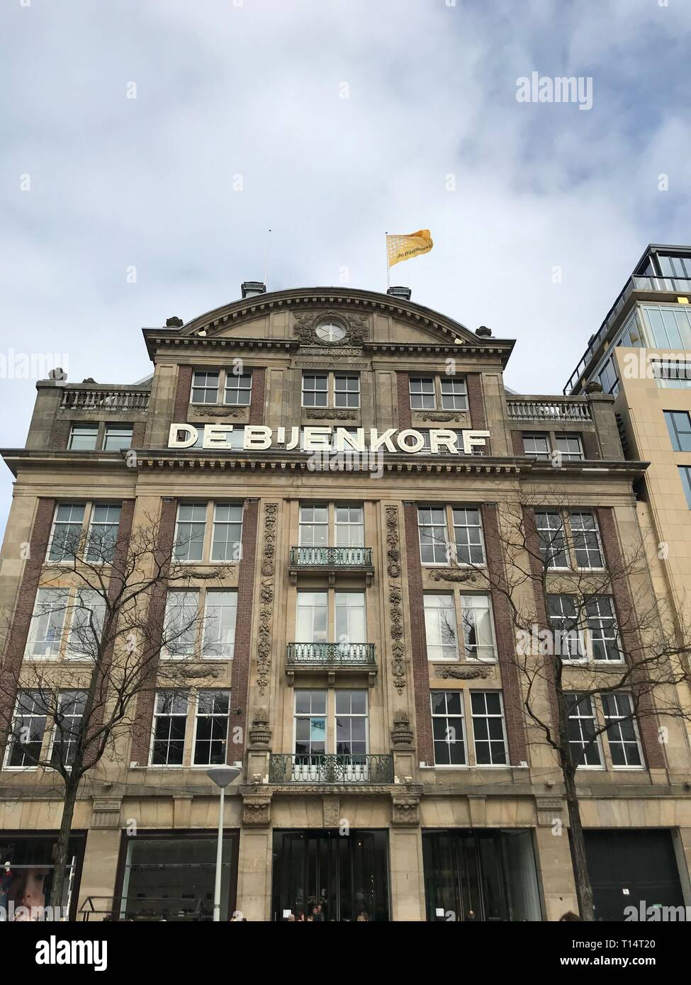 the bijenkorf