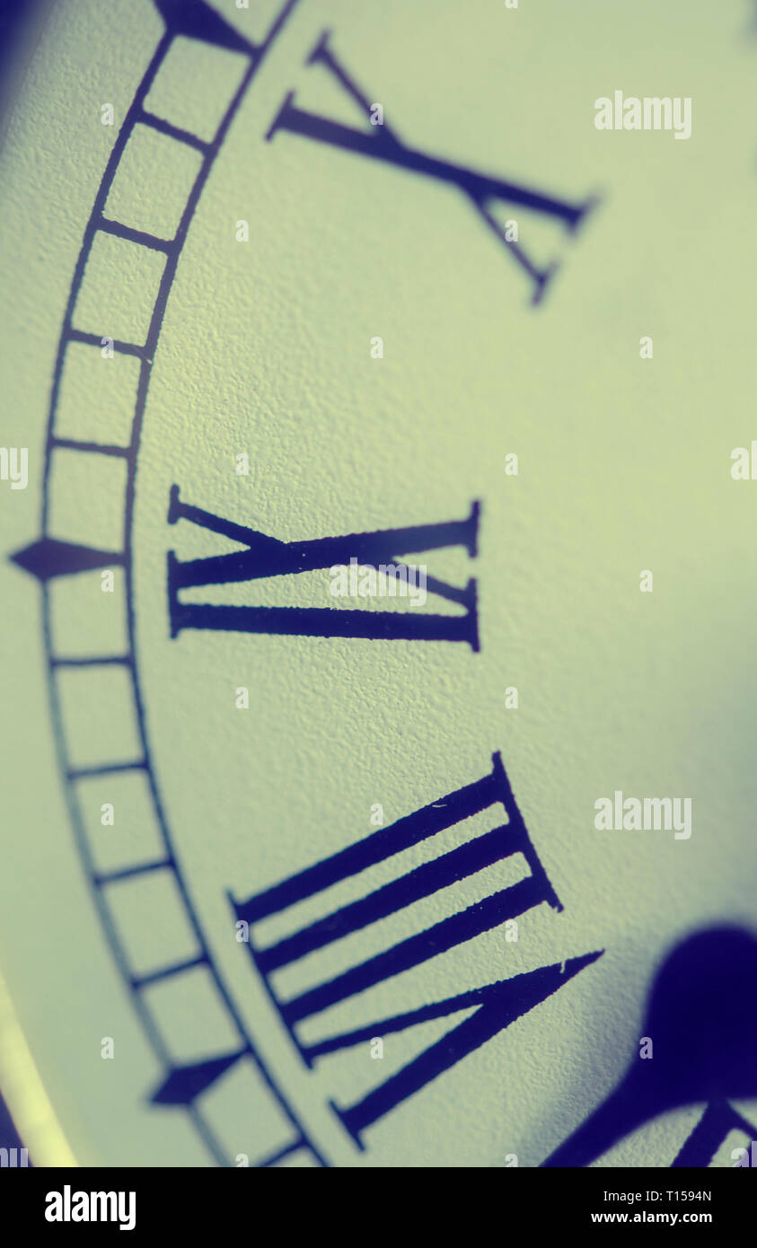 Roman numerals clock hires stock photography and images Alamy