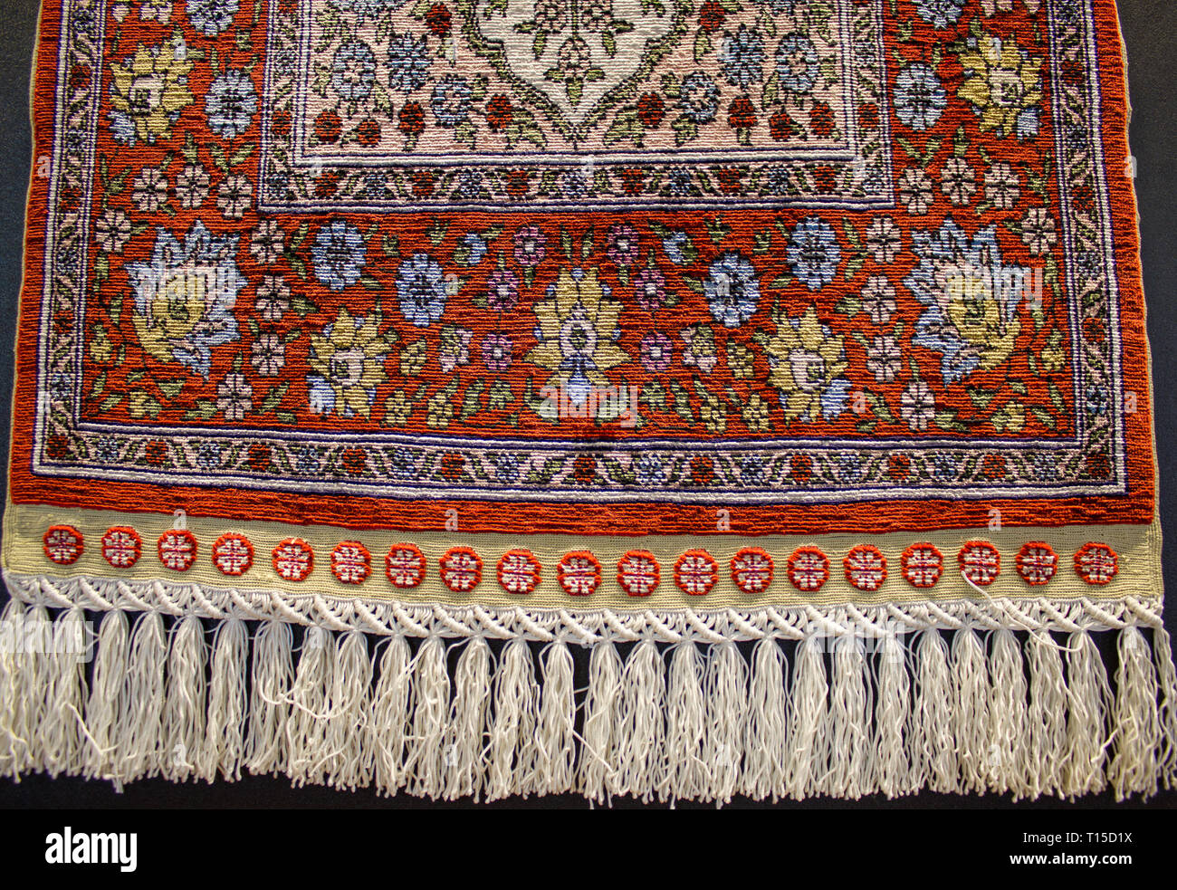 Traditional Turkish and Ottoman Handmade Silk Carpets. Carpet patterns