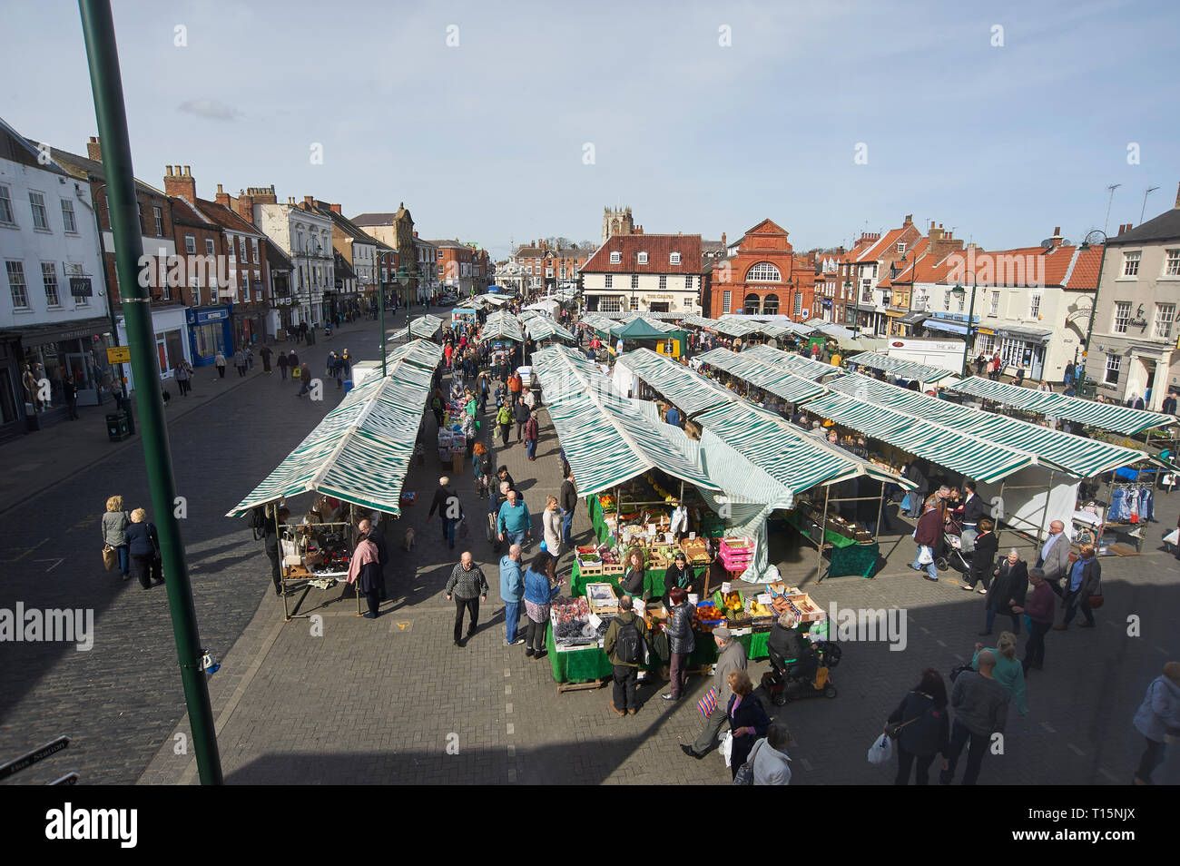 Over head view of Beverley Market, Saturday Market, East Yorkshire, March 23rd 2019, England, UK, GB. Credit: Alan Mather/Alamy Live News Stock Photo