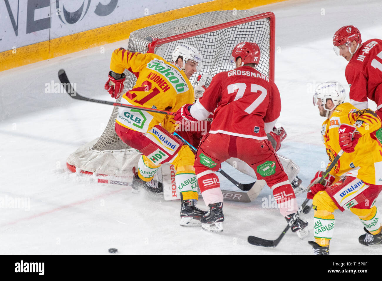 Lausanne, Switzerland. 23th march, 2019. LNA SWISS ICE HOCKEY LAUSANNE HC VS SCL TIGERS- Lausanne Hc Vs HC SCL Tigers at Vaudoise Arena, Lausanne (Play-offs,  Quarter Finals Act VII, 23-03-2019. Credit: Eric Dubost/Alamy Live News Stock Photo