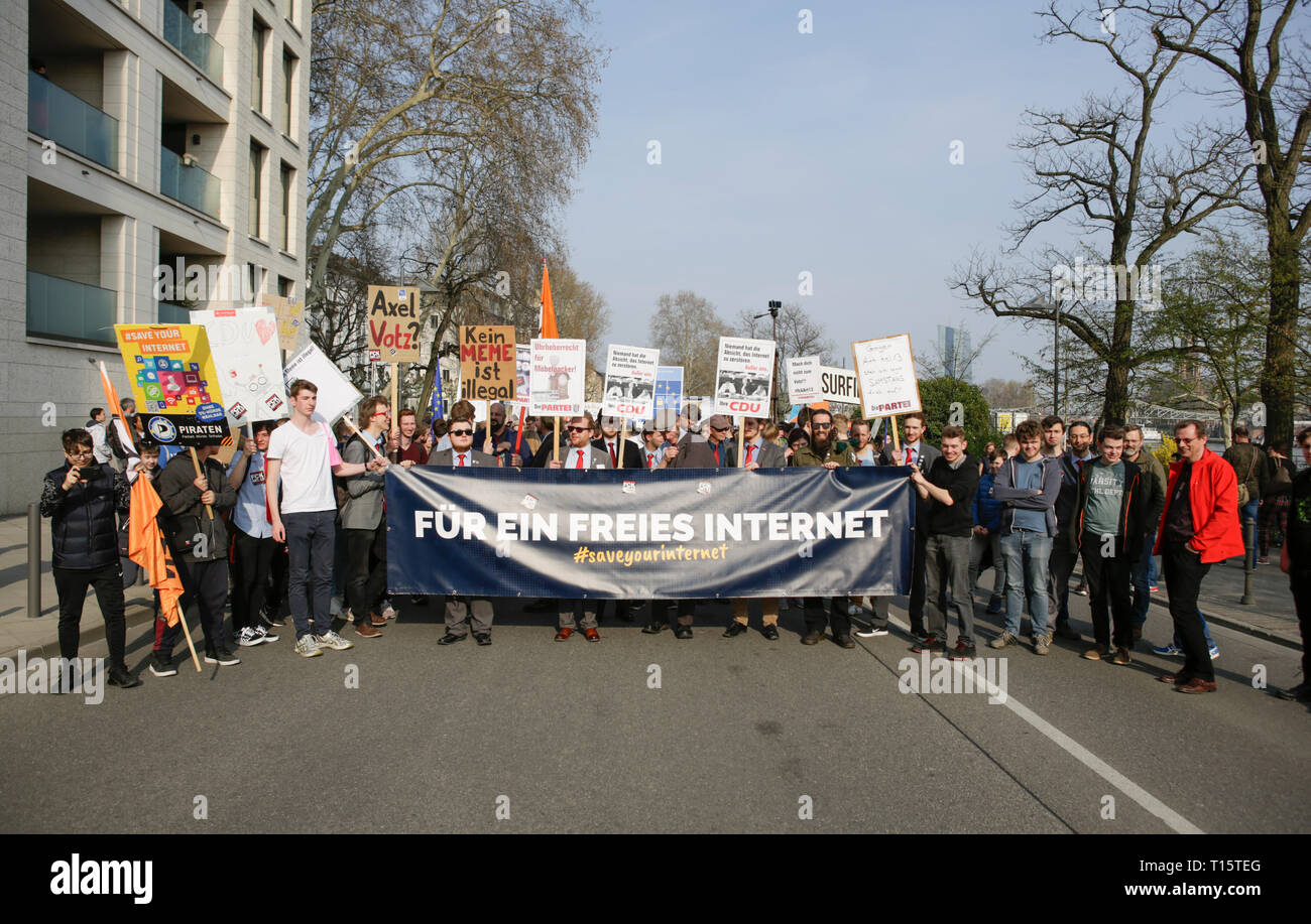 Frankfurt, Germany. 23rd March 2019. Protesters march with a banner that reads 'For a free Internet'. More than 15,000 protesters marched through Frankfurt calling for the Internet to remain free and to not to pass the new EU Copyright Directive into law. The protest was part of a Germany wide day of protest against the EU directive. Stock Photo