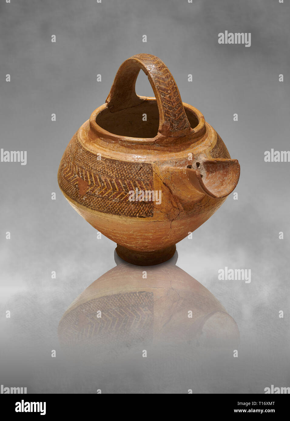 Bronze Age Anatolian decorated terra cotta tea pot with strainer - 19th to 17th century BC - Kültepe Kanesh - Museum of Anatolian Civilisations, Ankar Stock Photo