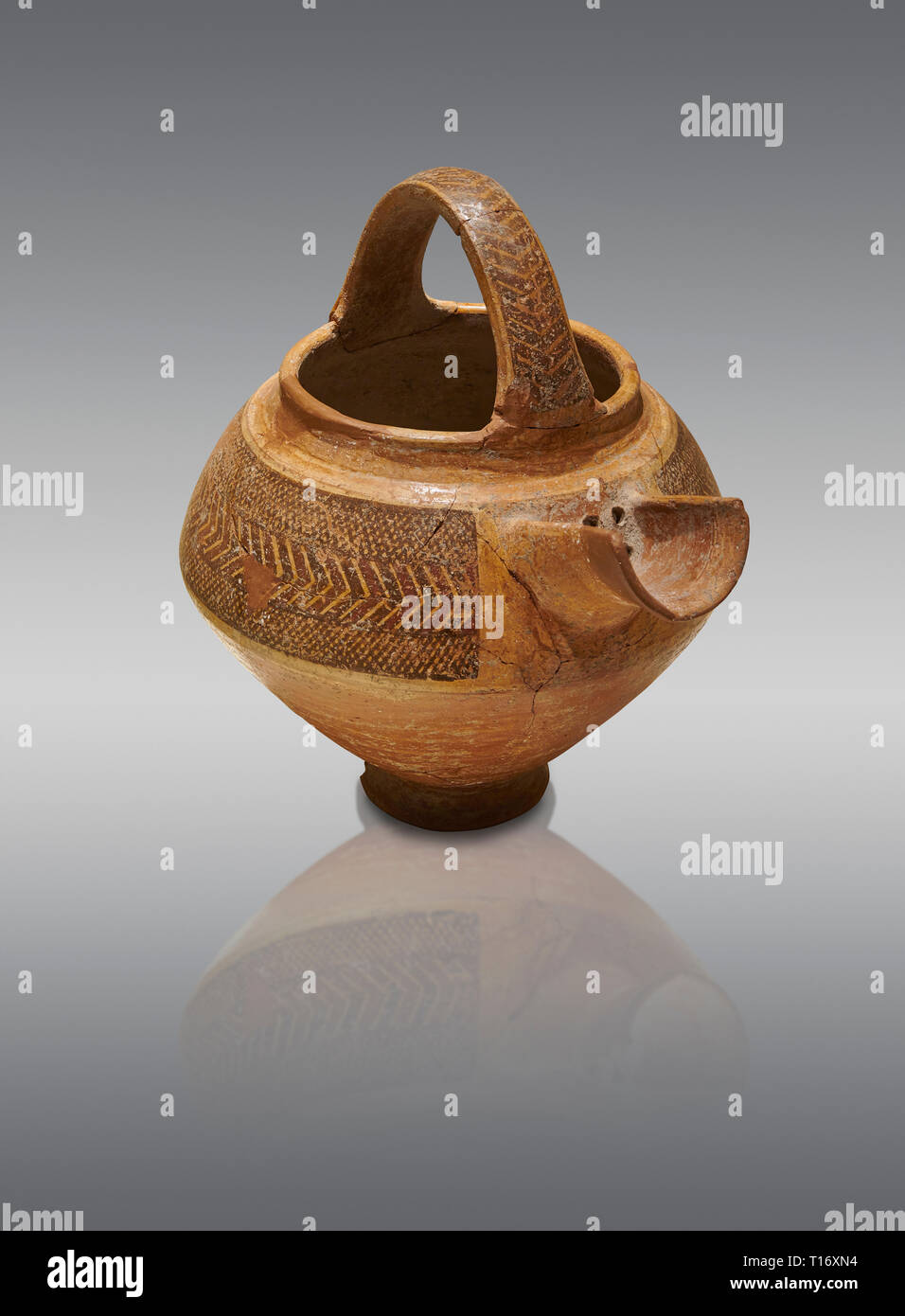 Bronze Age Anatolian decorated terra cotta tea pot with strainer - 19th to 17th century BC - Kültepe Kanesh - Museum of Anatolian Civilisations, Ankar Stock Photo