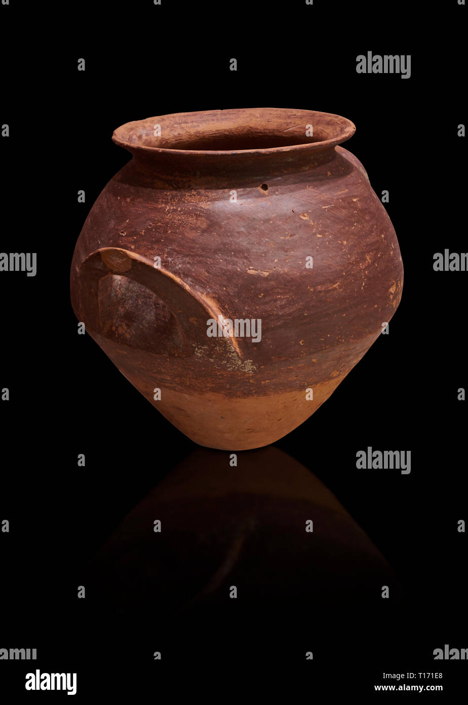 Hittite  terra cotta pot woth two handles. Hittite Period, 1600 - 1200 BC.  Hattusa Boğazkale. Çorum Archaeological Museum, Corum, Turkey. Against a b Stock Photo