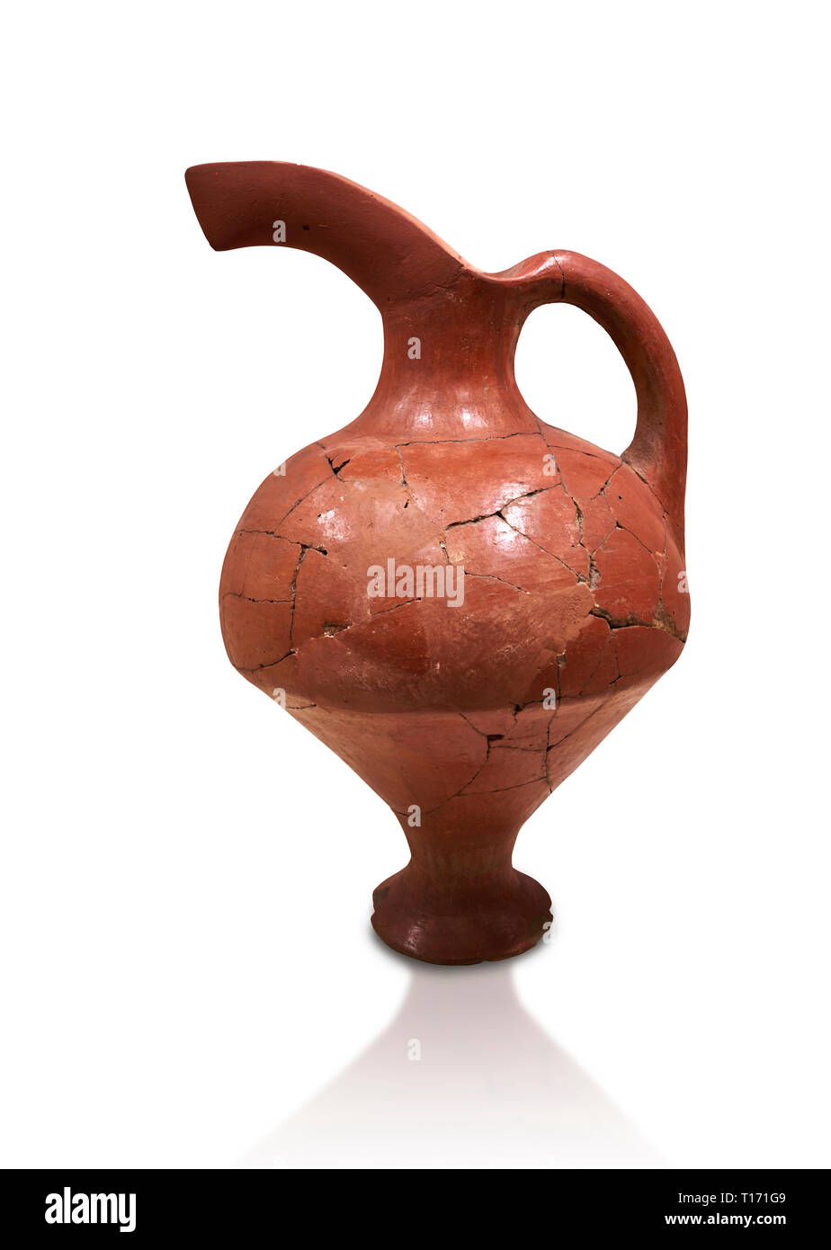 Hittite terra cotta red glazed beak spout pitcher . Hittite Period, 1600 - 1200 BC.  Hattusa Boğazkale. Çorum Archaeological Museum, Corum, Turkey. Ag Stock Photo