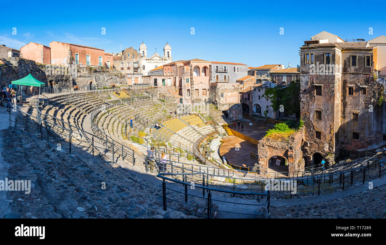 Catania, Italy - May 6, 2018: Panoramic view of ruins of the Roman theater  of Catania (Teatro romano di Catania). Located in the historical center of  Stock Photo - Alamy