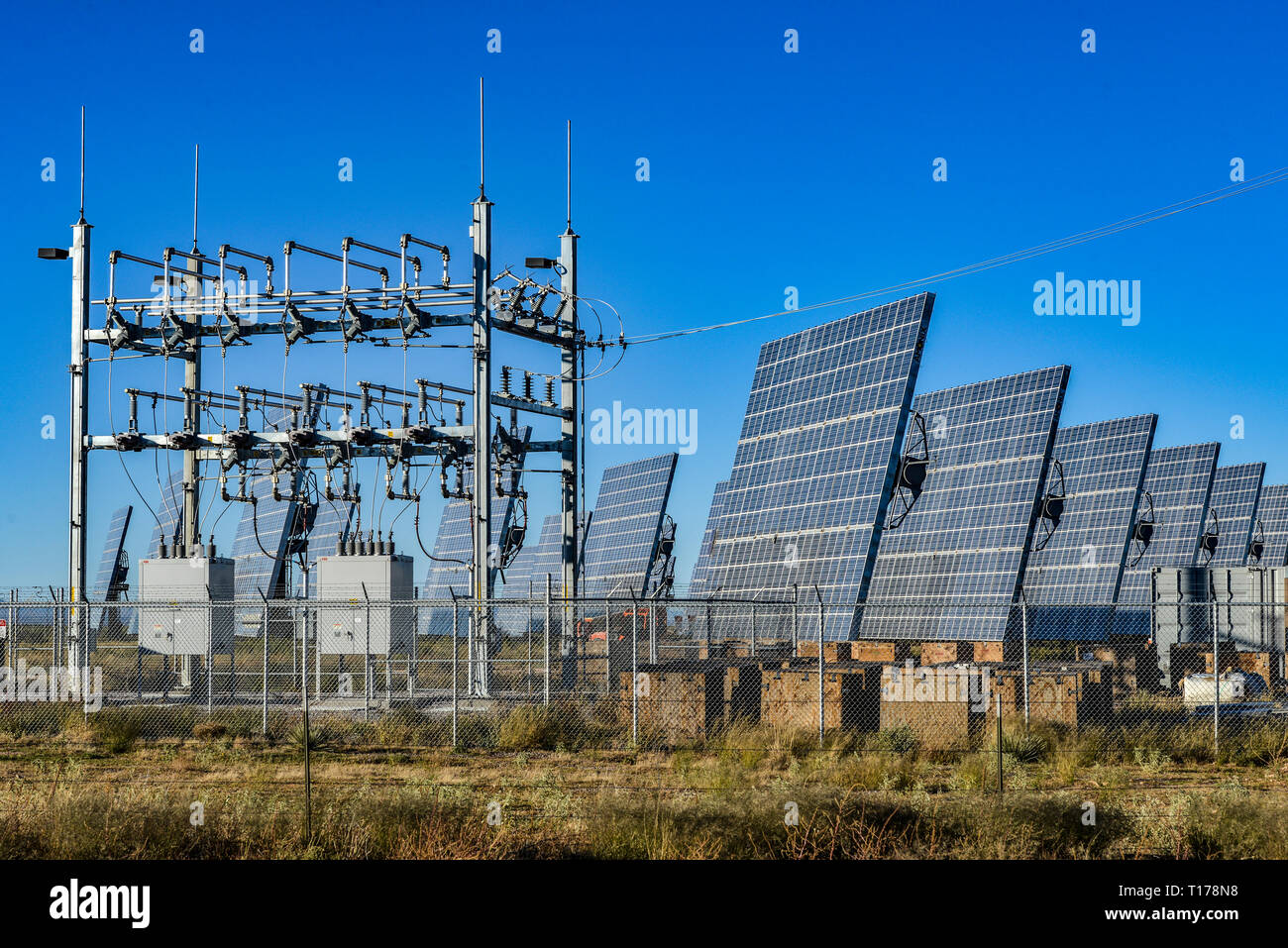 HATCH, NEW MEXICO, USA, modern solar plant on highway 26 near Hatch Stock Photo