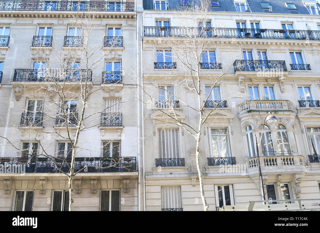 PARIS-FRANCE-FEB 24, 2019: The architecture of Paris has preserved the look and feel of many of its historic neighborhoods and streets, even though it Stock Photo