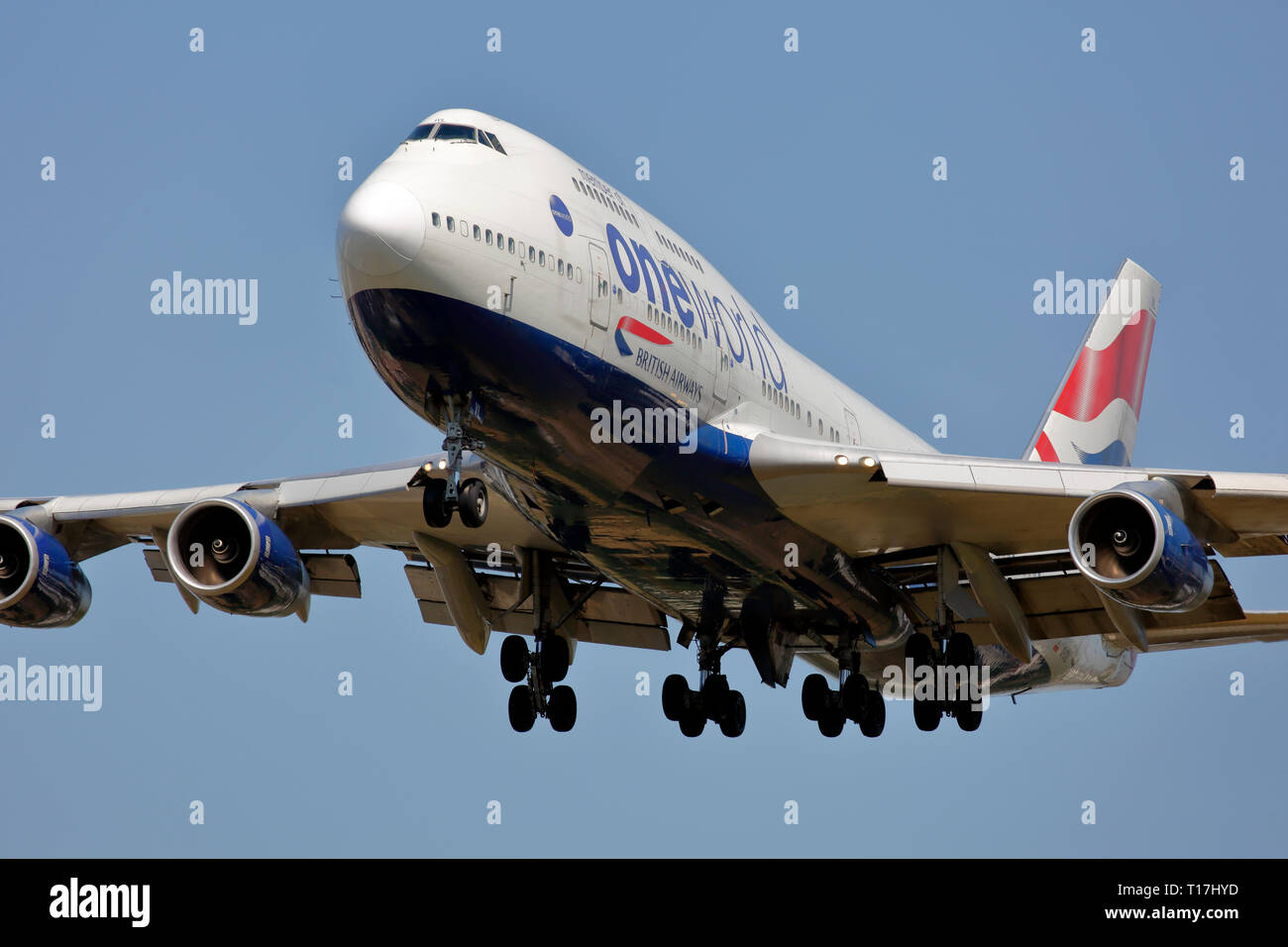 G-CIVL British Airways Boeing 747-400 on approach for a landing at