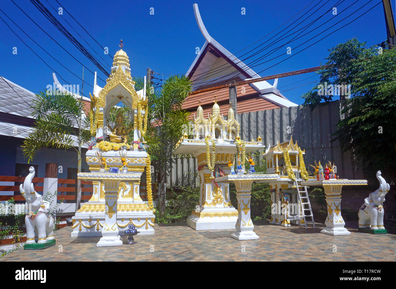 San Phra Phum, spirit house, shrine to the protective spirit of a place, Koh Samui, Surat Thani, Gulf of Thailand, Thailand Stock Photo