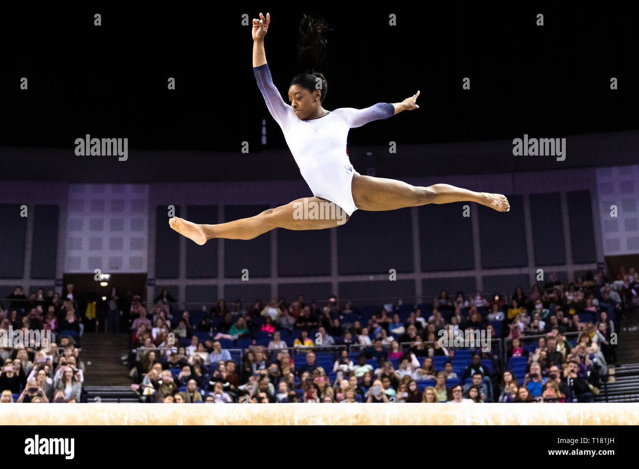 London, UK. 23rd Mar, 2019. Simon Biles performs on the beam during the Matchroom Multisport presents the 2019 Superstars of Gymnastics at The O2 Arena on Saturday, 23 March 2019. LONDON ENGLAND. Credit: Taka Wu/Alamy Live News Stock Photo
