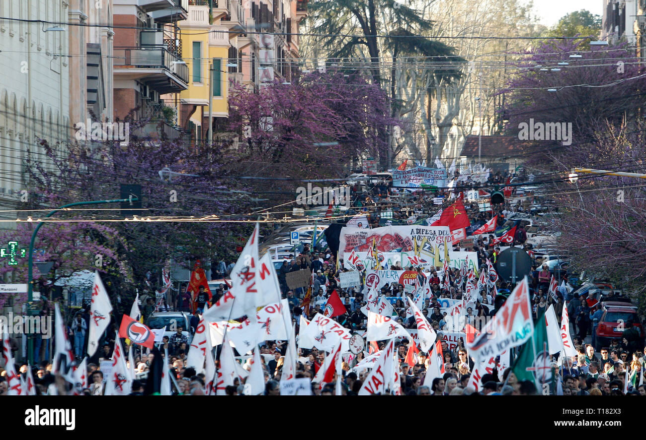 Rome, Italy, 23rd March, 2019. Demonstrator attend a march for climate, against global warming and against great works such as TAV (high speed train), TAP (Trans Adriatic Pipeline), MUOS (Mobile User Objective System) etc. © UPDATE IMAGES/Alamy Live News Stock Photo