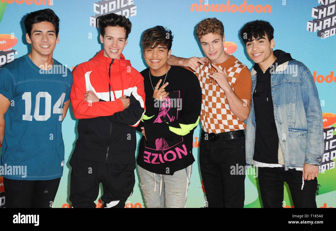 Los Angeles, CA, USA. 23rd Mar, 2019. Michael Conor, Sergio Calderon Jr., Drew Ramos, Chance Perez, Brady Tutton at arrivals for Nickelodeon 2019 Kids Choice Awards - Part 2, USC Galen Center, Los Angeles, CA March 23, 2019. Credit: Elizabeth Goodenough/Everett Collection/Alamy Live News Stock Photo