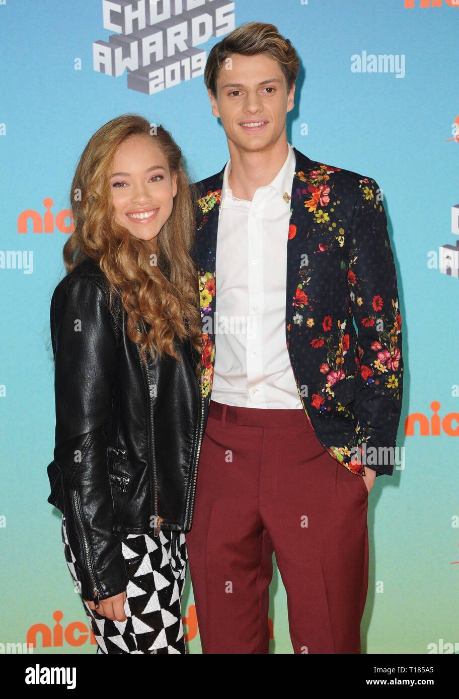 Los Angeles, CA, USA. 23rd Mar, 2019. Jace Norman, Shelby Simmons at