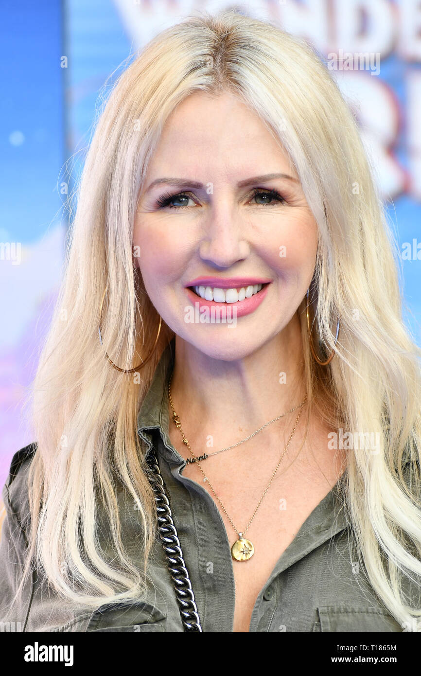 Denski hi-res stock photography and images - Alamy