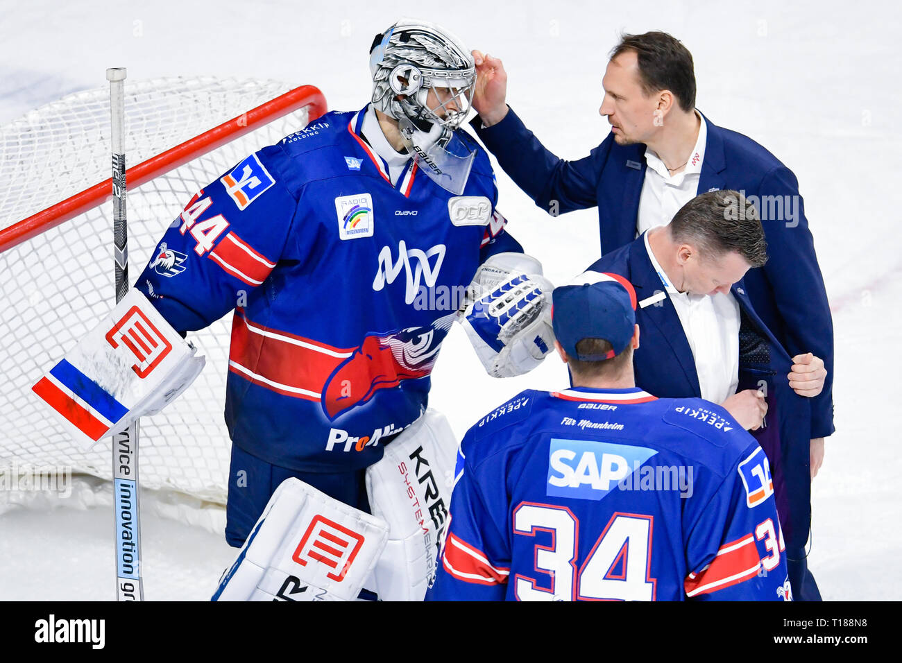 adler mannheim jersey