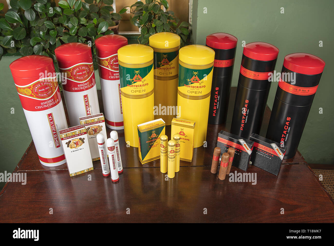 Partagas Romeo The partagas cigars hi-res stock photography and images - Alamy