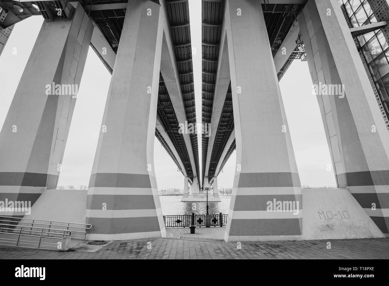 Black and white image of bridge over Don river Stock Photo