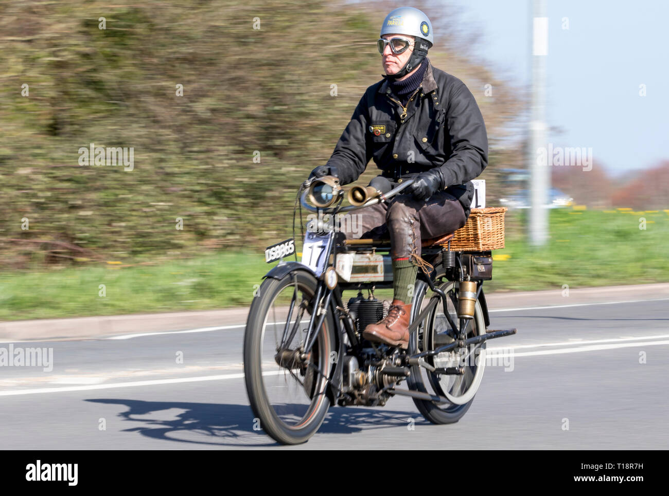 Upper Beeding East Sussex Uk 24th March 2019 The Sunbeam Motor Cycle Club Celebrates Its 80th London To Brighton Run All The Machines Taking Part Stock Photo Alamy