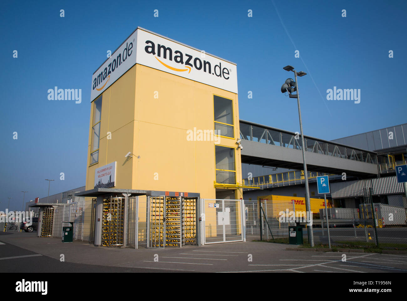 Amazon's distribution centre in Leipzig, Germany Stock Photo - Alamy