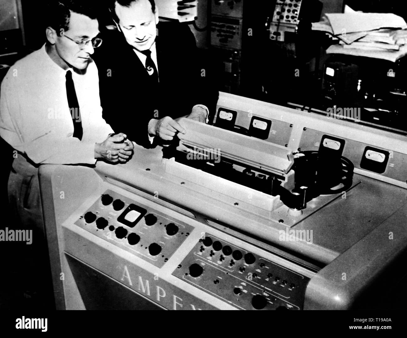 broadcast, television, Ampex VR-1000, appliance for the recording of television pictures, United States Feature Service, Bad Godesberg, later 1950s, Additional-Rights-Clearance-Info-Not-Available Stock Photo