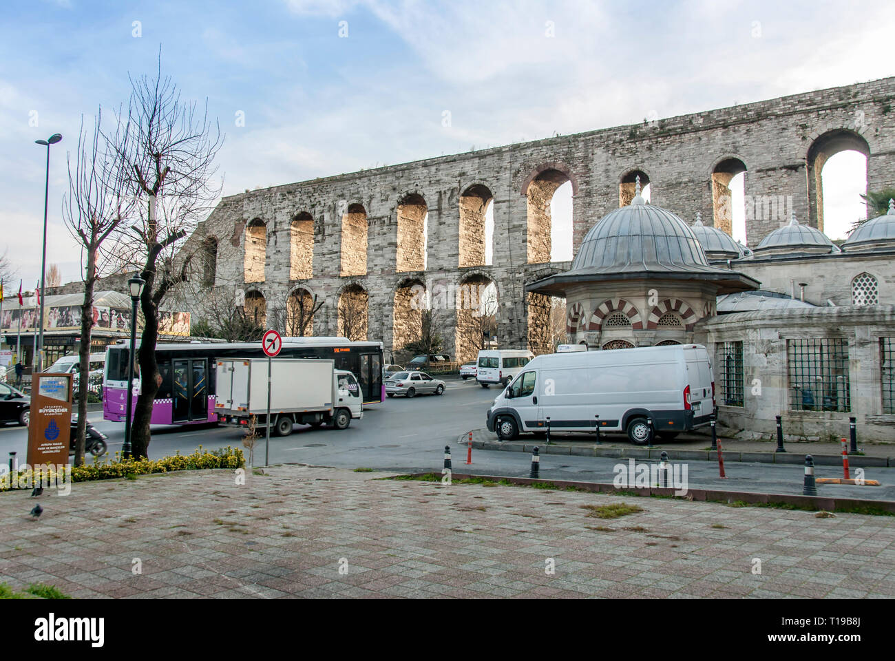Istanbul, Turkey, 29 January 2019: Valens Bozdogan Aqueduct, Fatih Stock Photo