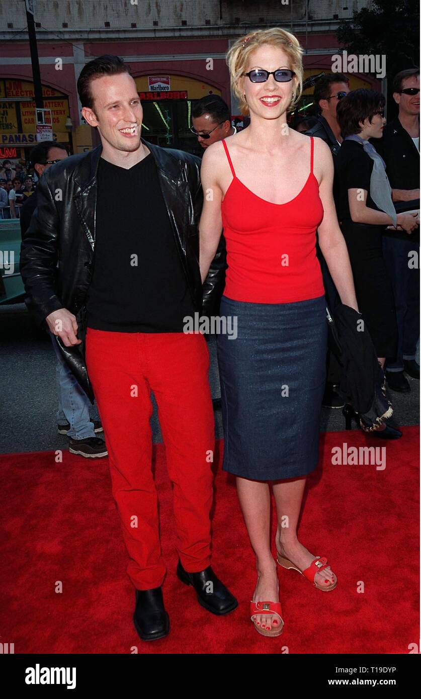 LOS ANGELES, CA - March 15, 1998: "Dharma & Greg" star JENNA ELFMAN & husband Bodhi Elfman at 20th anniversary re-premiere of "Grease" at Mann's Chinese Theatre, Hollywood. Stock Photo