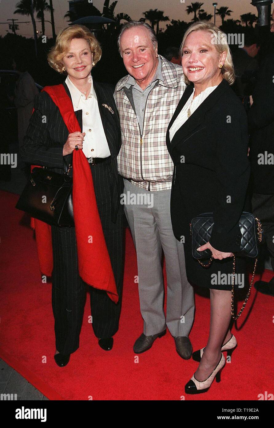 LOS ANGELES, CA April 6, 1998 Actor JACK LEMMON & wife FELICIA