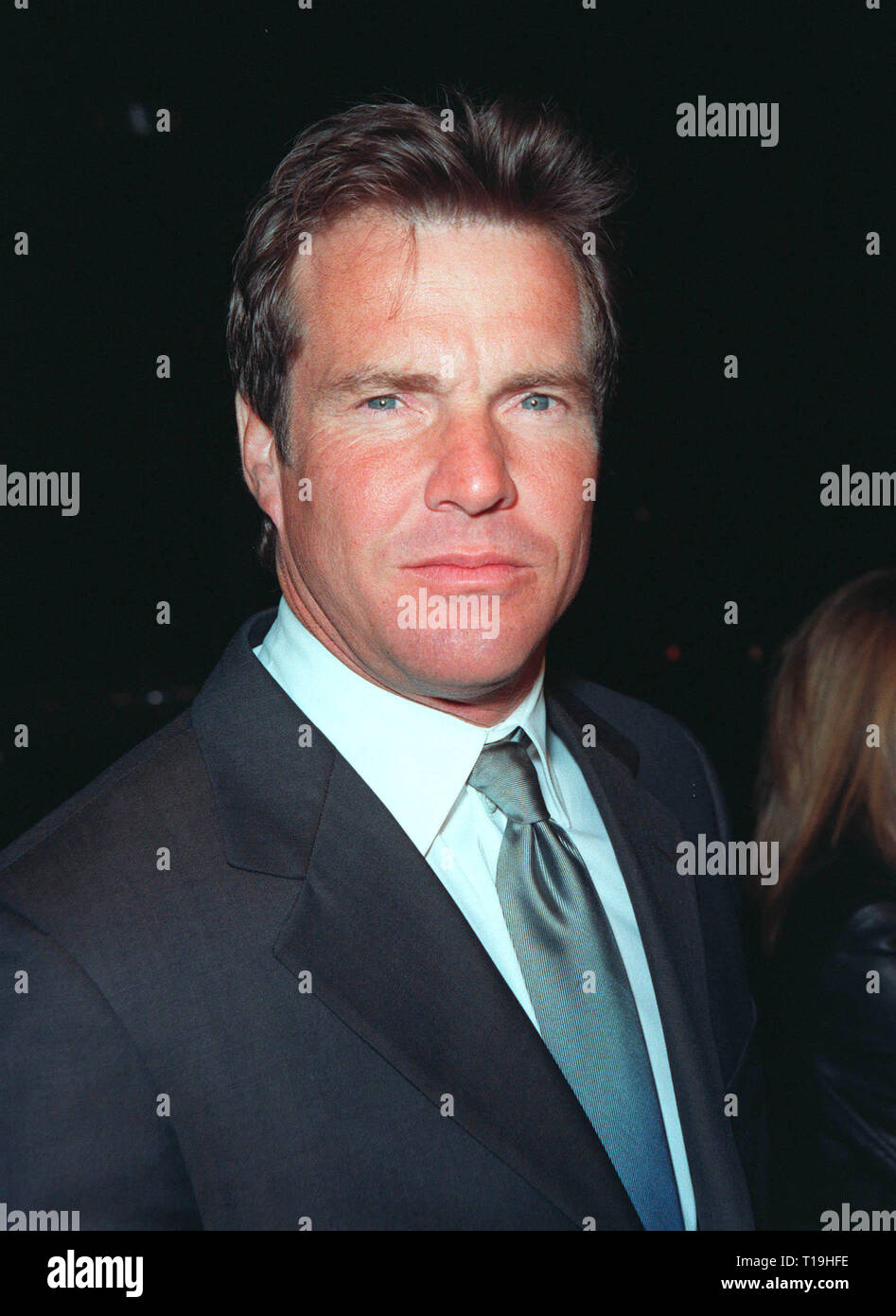 Gillian anderson dennis quaid hi-res stock photography and images - Alamy