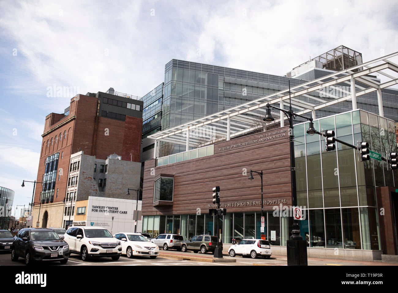 Massachusetts General Hospital building on Cambridge Street at Grove