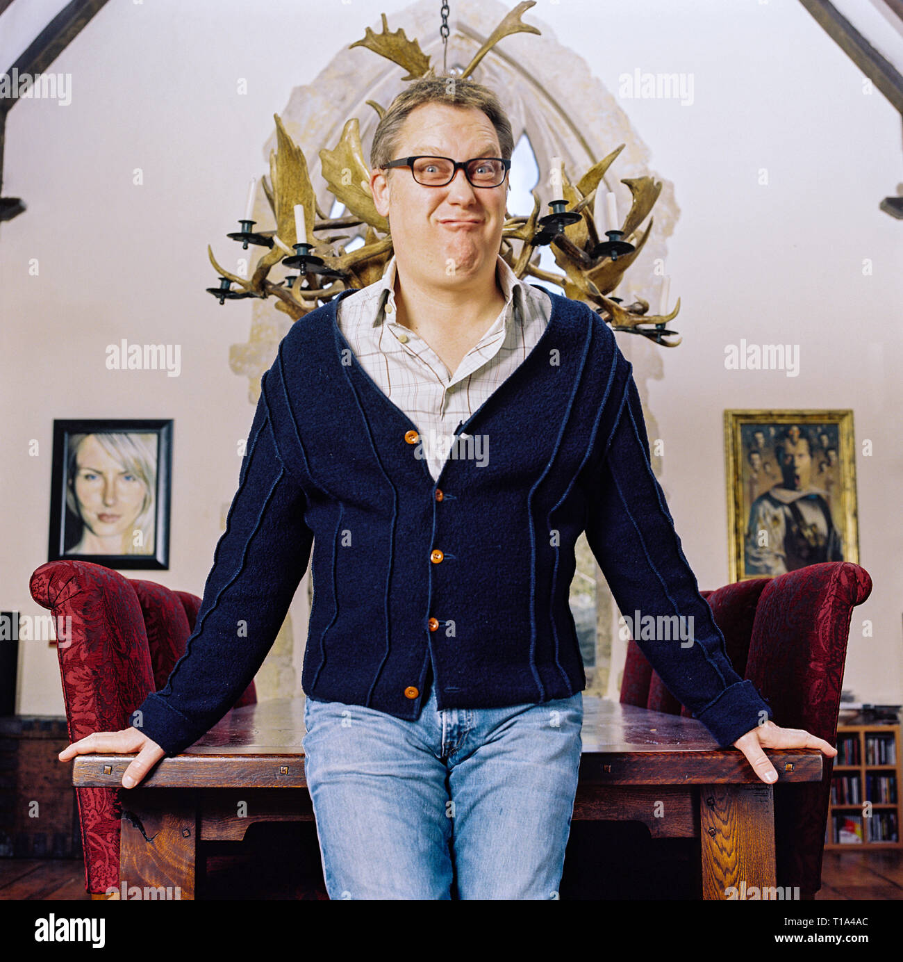 Portrait of comedian Vic Reeves photographed at home in March 2006 ...