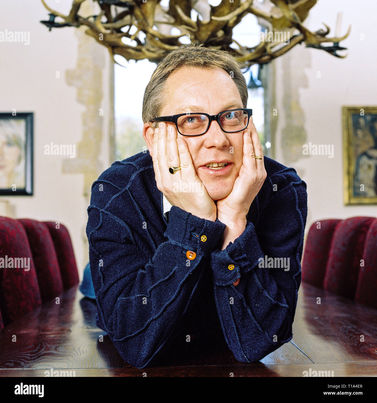 Portrait of comedian Vic Reeves photographed at home in March 2006 ...