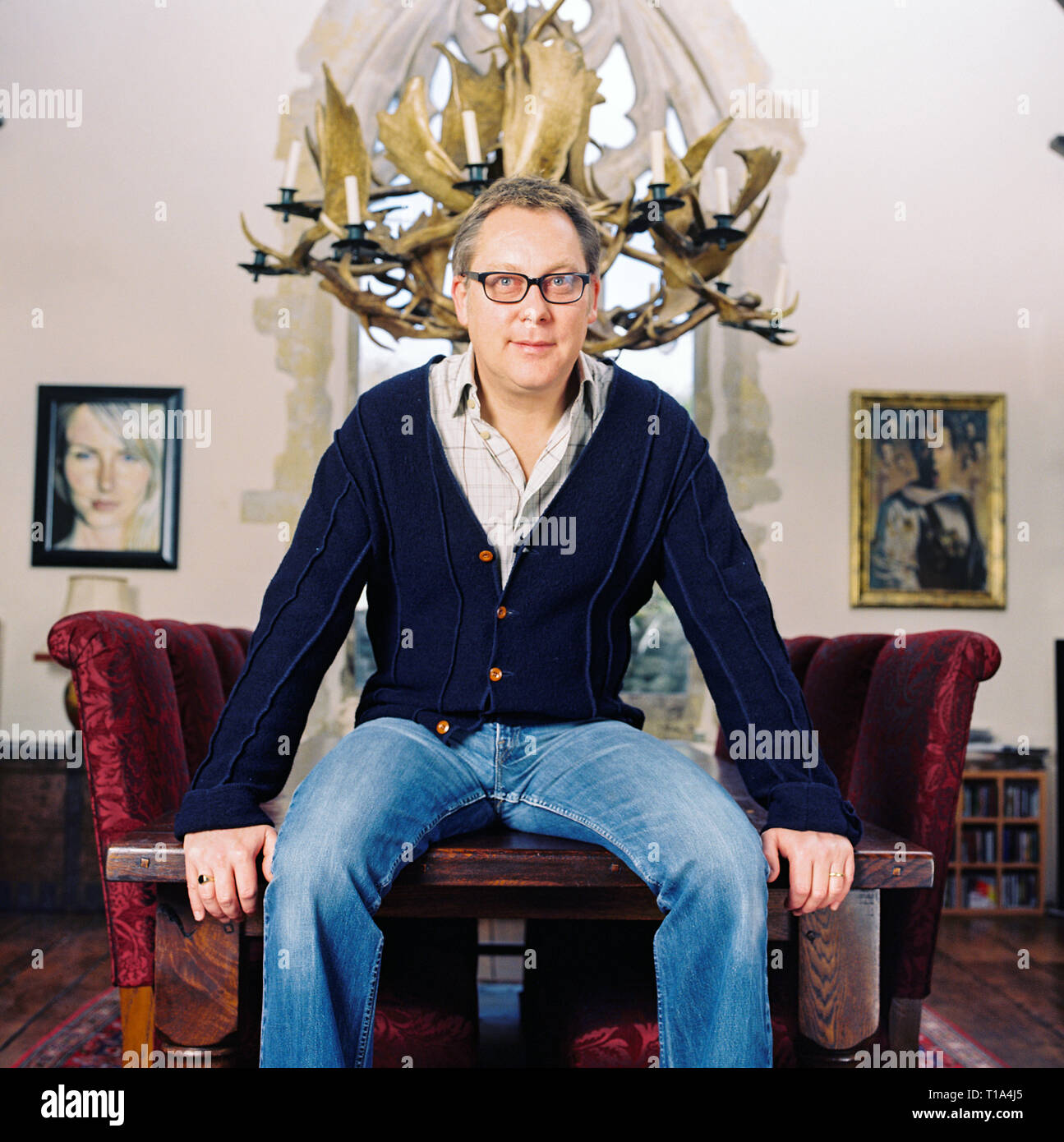 Portrait of comedian Vic Reeves photographed at home in March 2006 ...