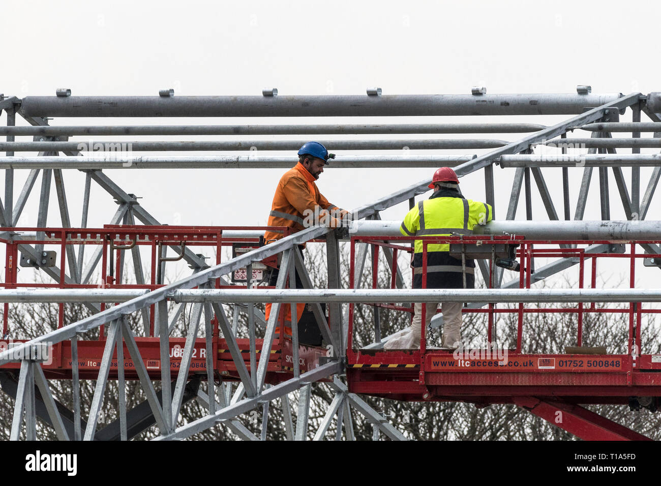 Steel Erectors High Resolution Stock Photography and Images Alamy