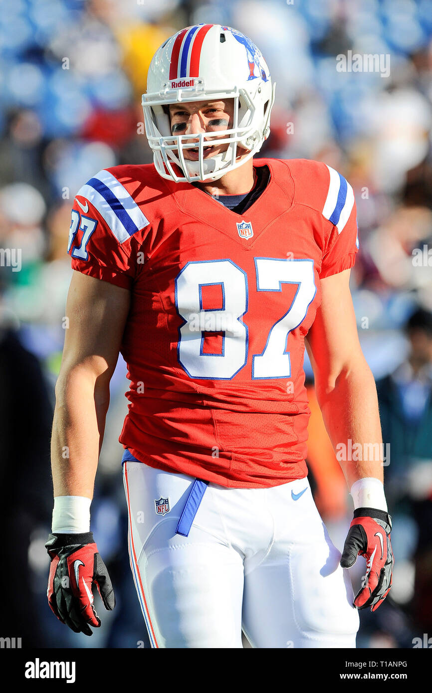 October 21, 2012 New England Patriots tight end Rob Gronkowski (87) warming  up before the New England Patriots vs New York Jets game played at Gillette  Stadium in Foxborough, Massachusetts. Eric Canha/CSM