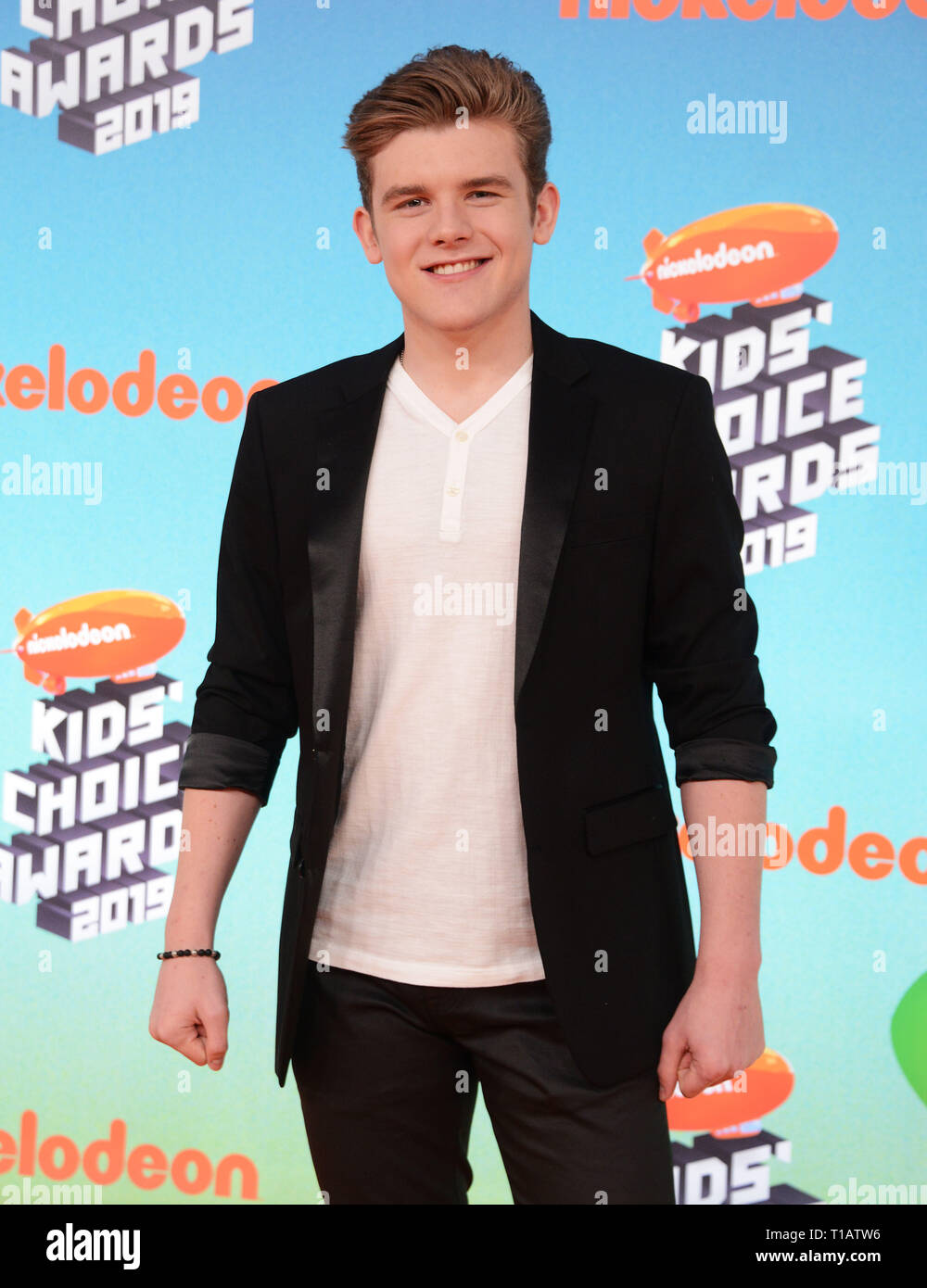 Sean Ryan Fox attends Nickelodeon s 2019 Kids' Choice Awards at Galen
