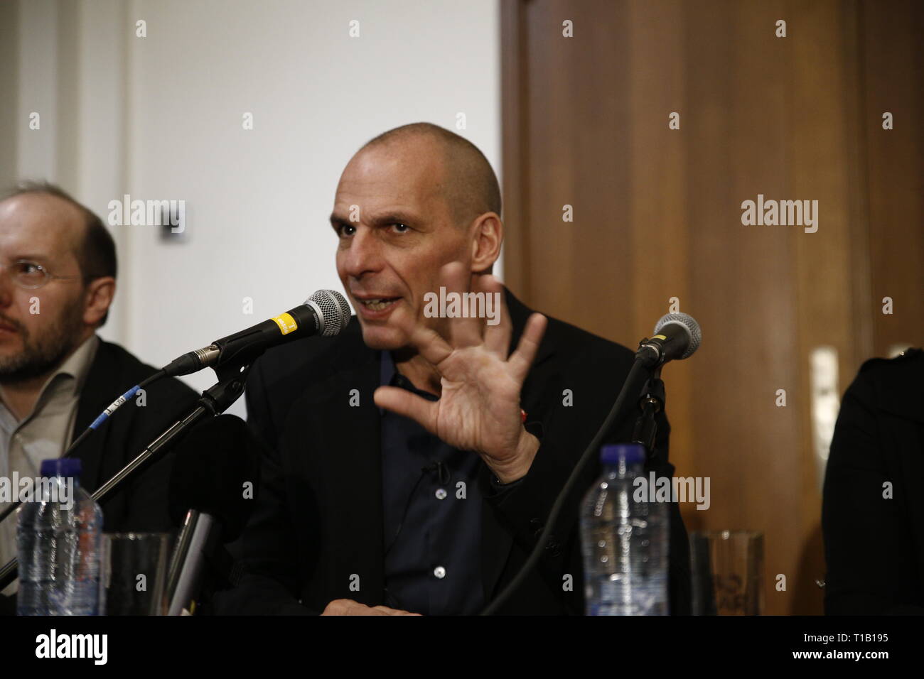 Brussels, Belgium. 25th March 2019. Yanis Varoufakis, lead Member of European Parliament candidate for the movement European Spring attends in press conference. Alexandros Michailidis/Alamy Live News Stock Photo