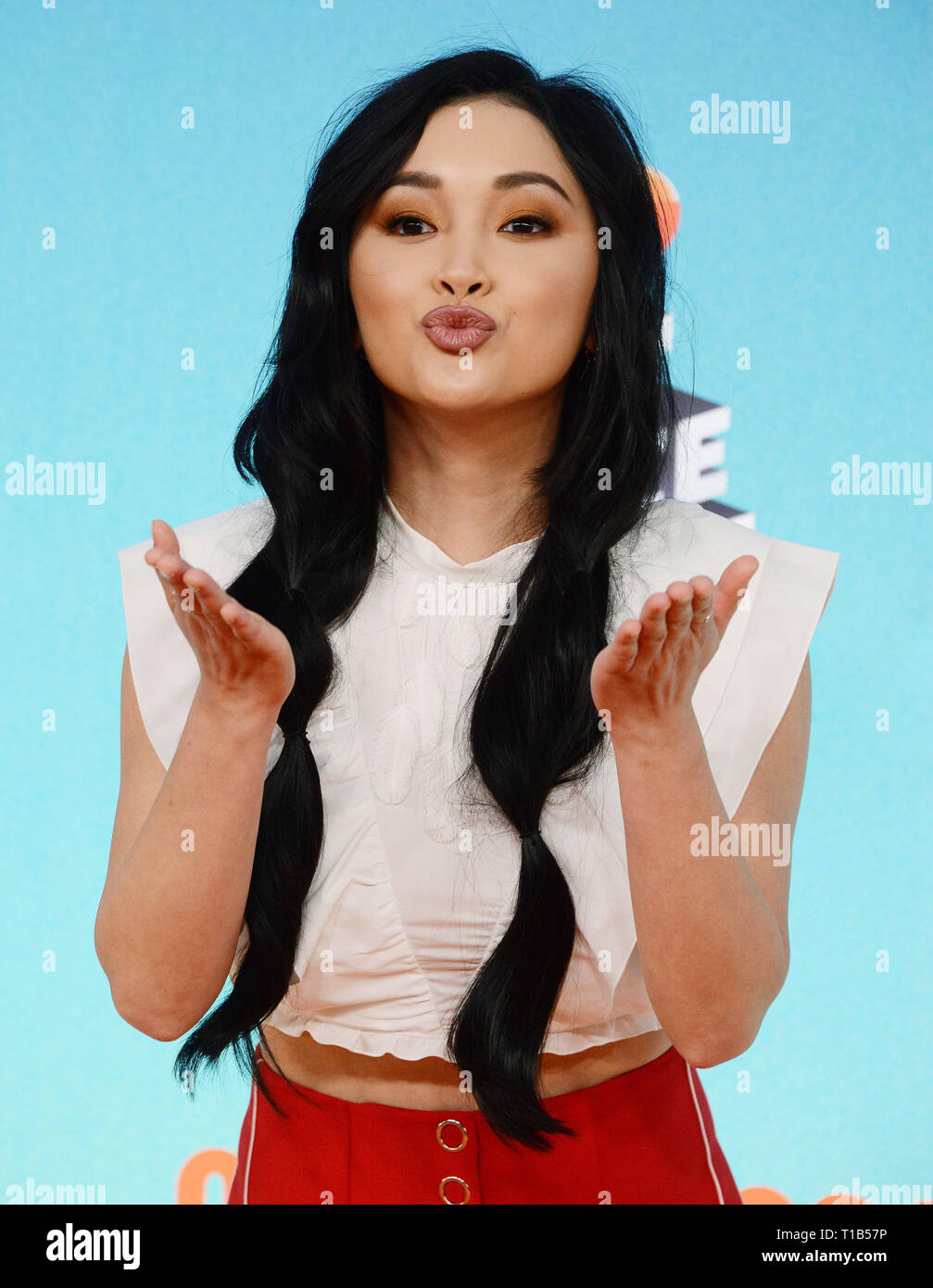 Lana Condor attends Nickelodeon s 2019 Kids' Choice Awards at Galen