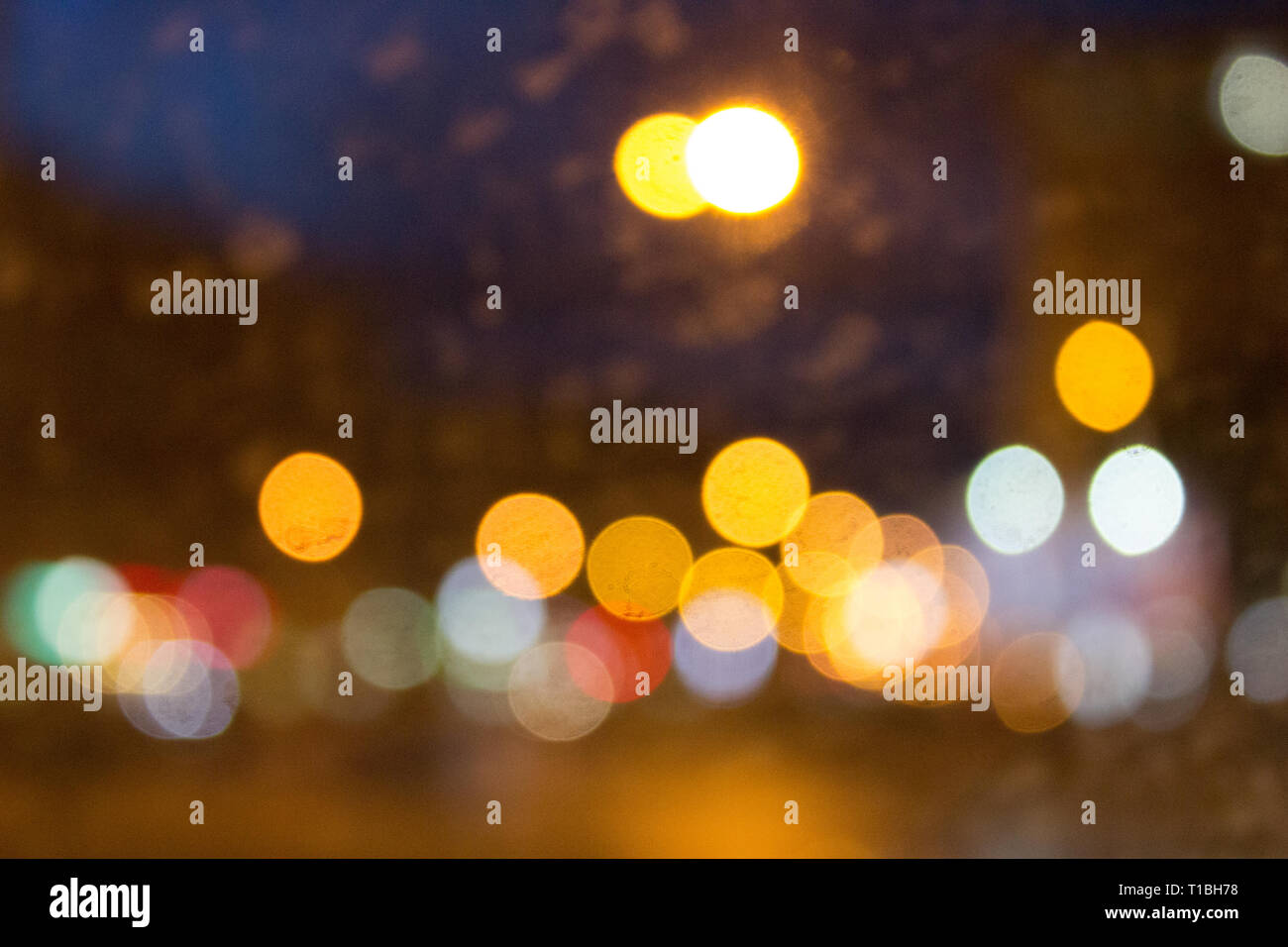 Defocus Road And Cars At Night Night City Bokeh Night City Background Defocus Stock Photo Alamy