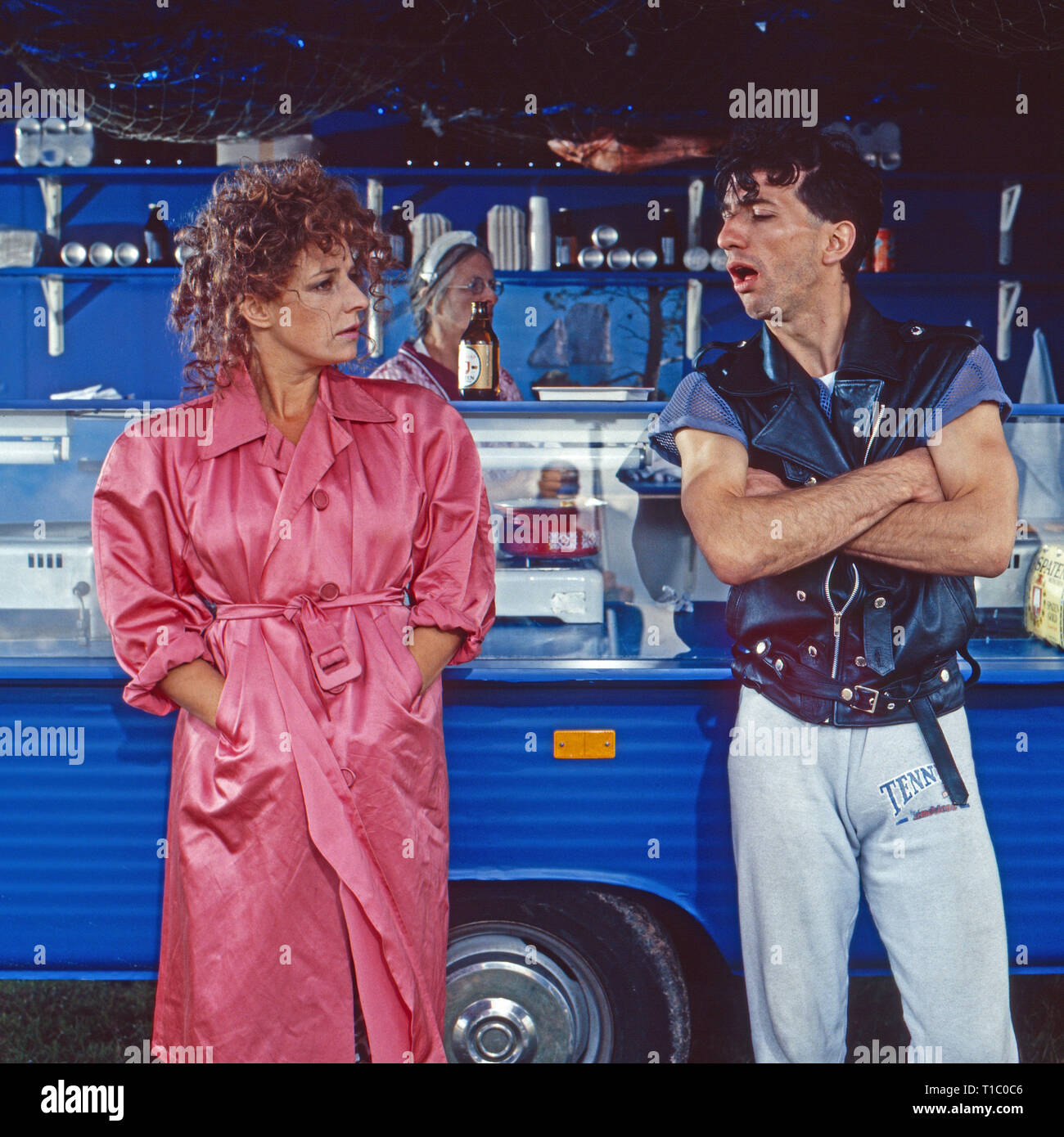 Rosowski, Fernsehserie, Deutschland 1990, Folge: 'Canale Grande', Darsteller: Monika Baumgartner, Ralf Richter Stock Photo