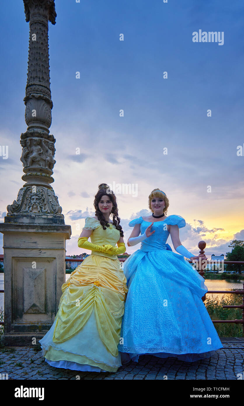 Anna and Elsa from the movie The Ice Princess on the Castle Bridge in Schwerin. Stock Photo