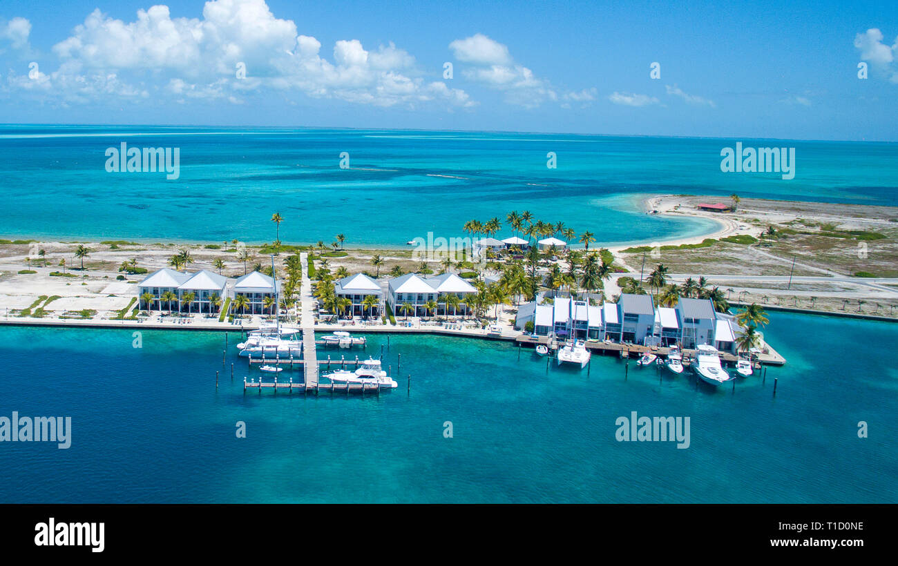 Luftaufnahme von der Marina bei Cape Eleuthera, Eleuthera, Bahamas | Aerial view, Marina of Cape  Eleuthera island, Bahamas, Atlantic ocean, Caribbean Stock Photo