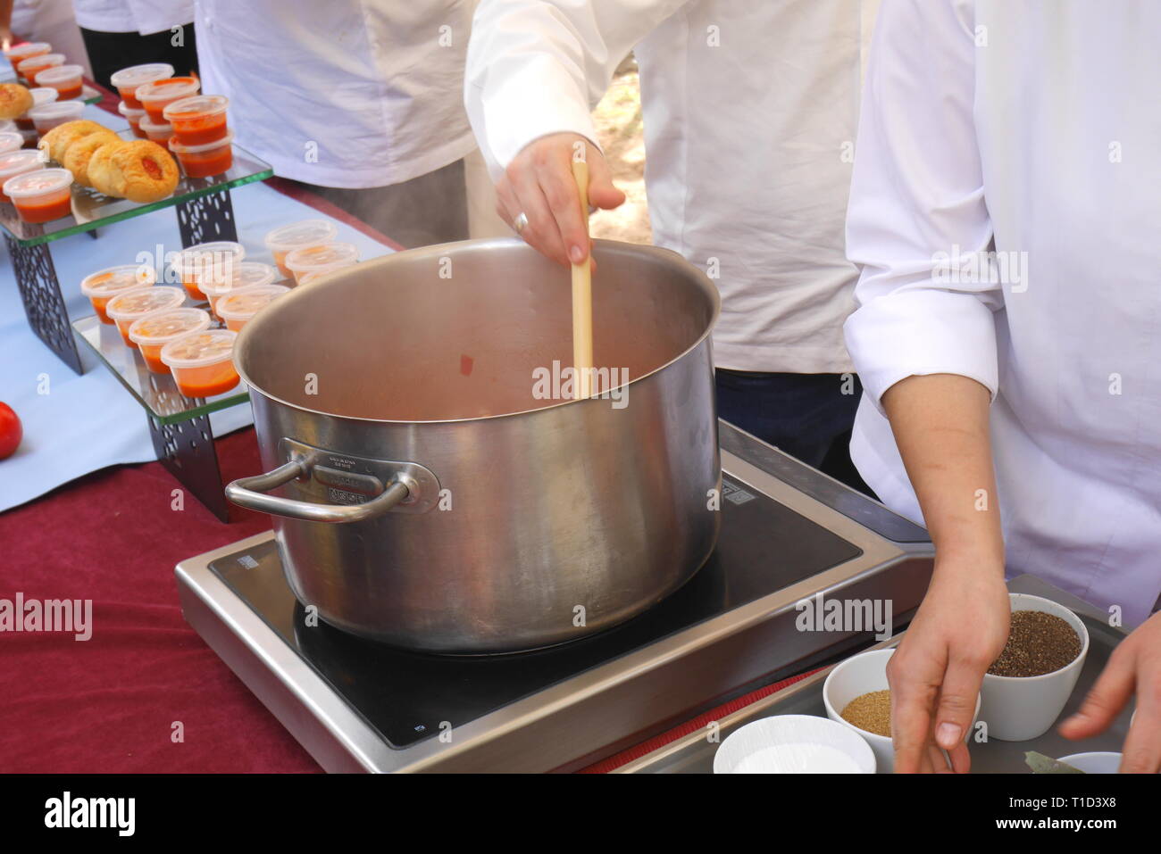 Cookery demonstration by Ritz Carlton chefs, Tomato Festival, farmers market, Budaiya, Kingdom of Bahrain Stock Photo