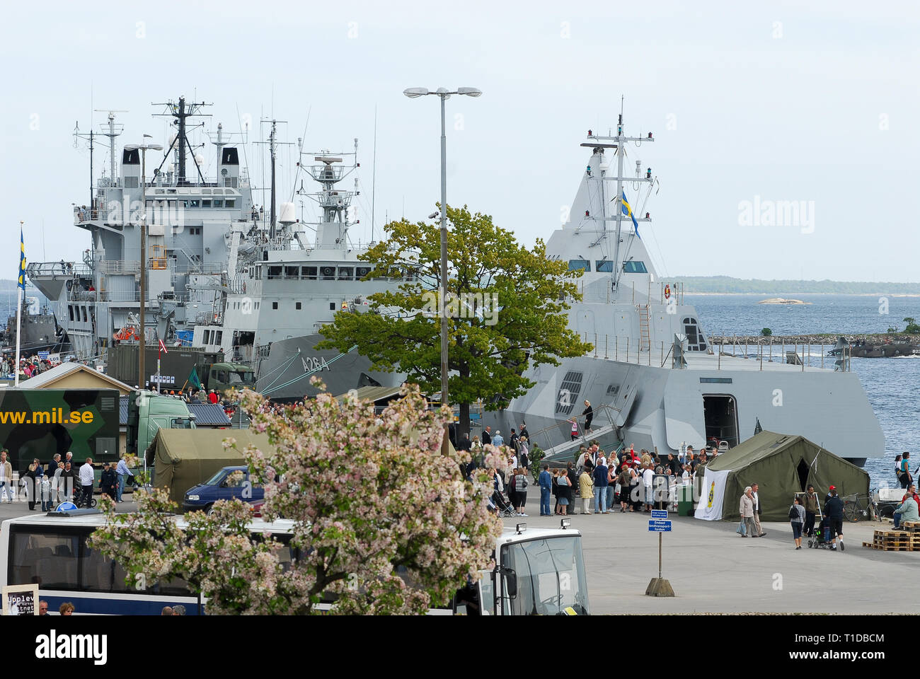 HSwMS Härnösand K33 Visby-class corvette, HSwMS Trossö A264 auxiliary ...