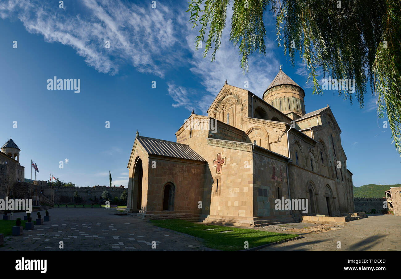 Pictures & images of the exterior of the Eastern Orthodox Georgian Svetitskhoveli Cathedral (Cathedral of the Living Pillar) , Mtskheta, Georgia (coun Stock Photo