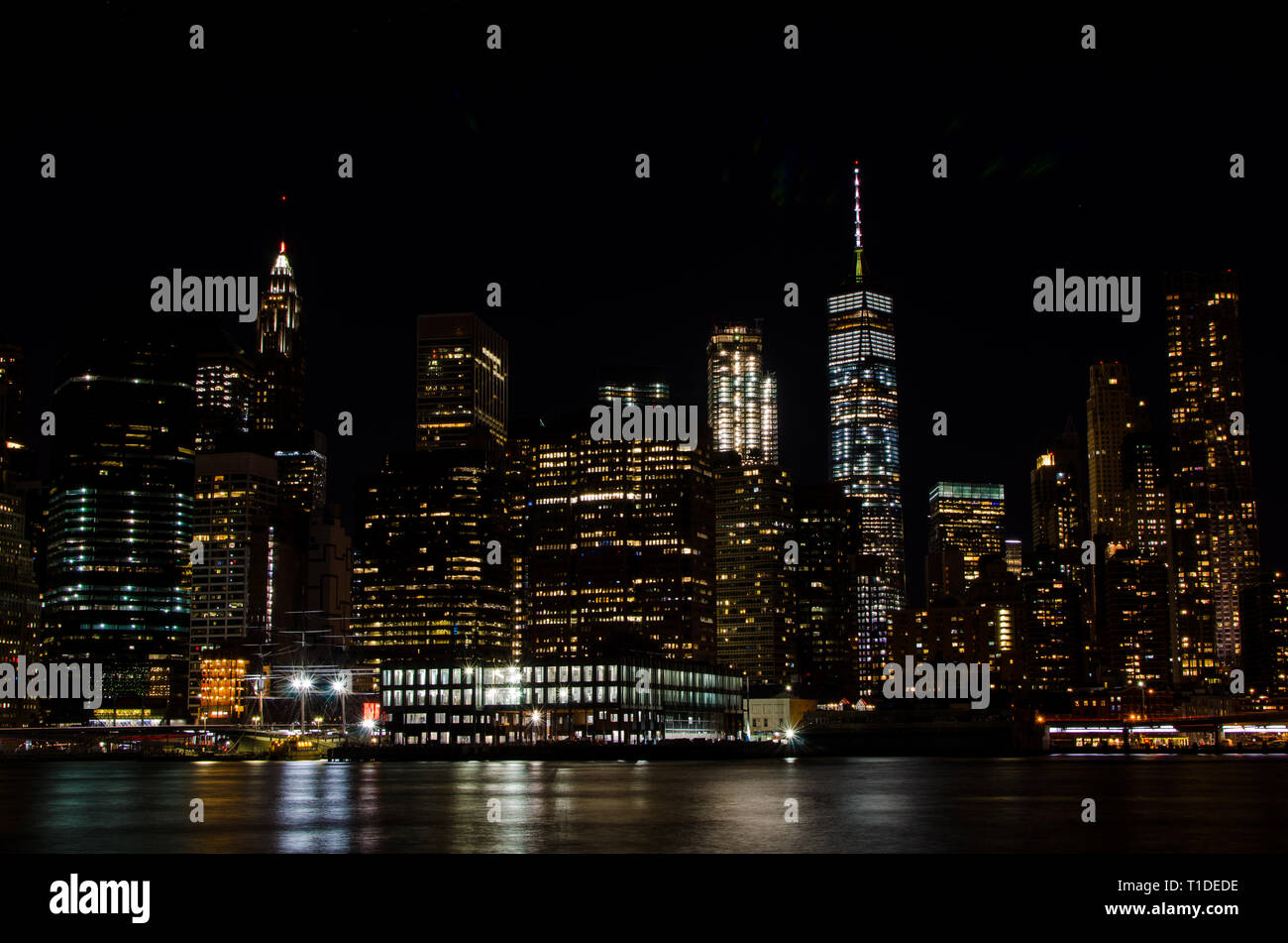 Nyc Apartment Building Night High Resolution Stock Photography and ...