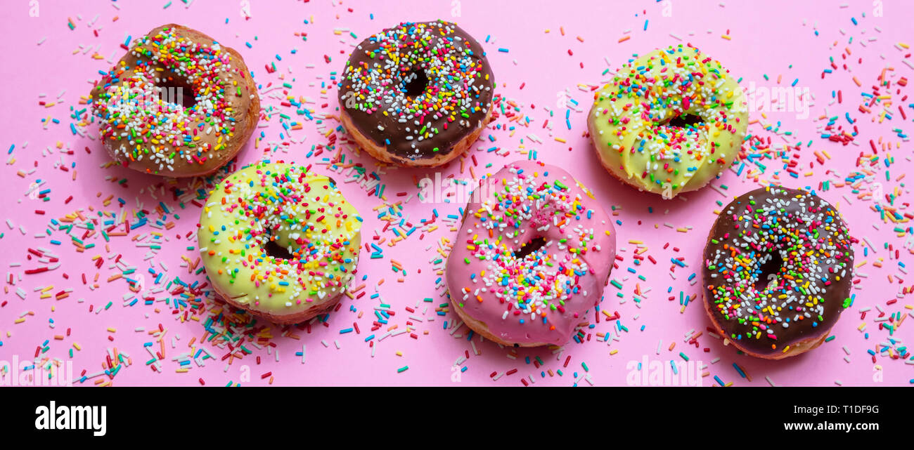 Glazed doughnuts hi-res stock photography and images - Alamy