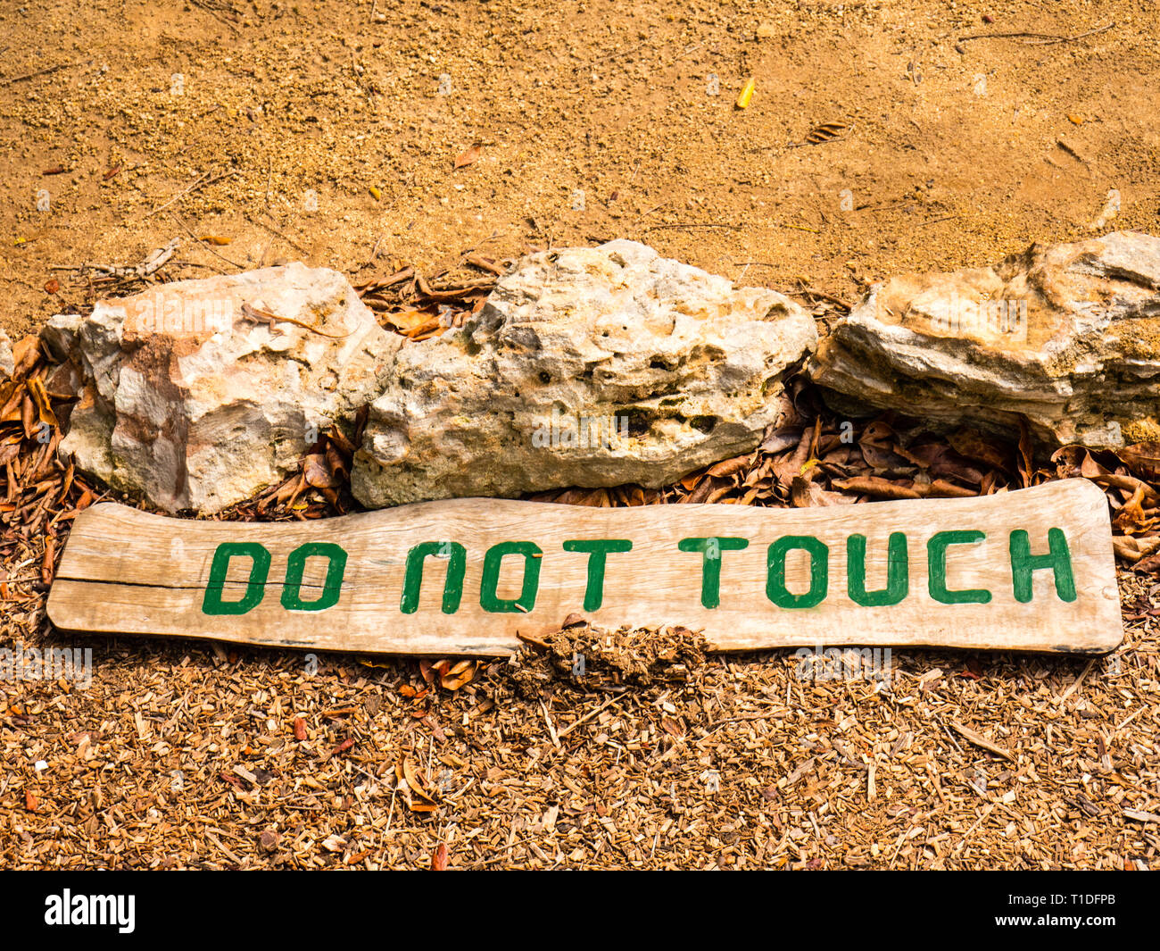 Do Not Touch Sign, Poisonous Plants, The Leon Levy Native Plant Preserve, Governors Harbour, Eleuthera, Bahamas, The Caribbean. Stock Photo